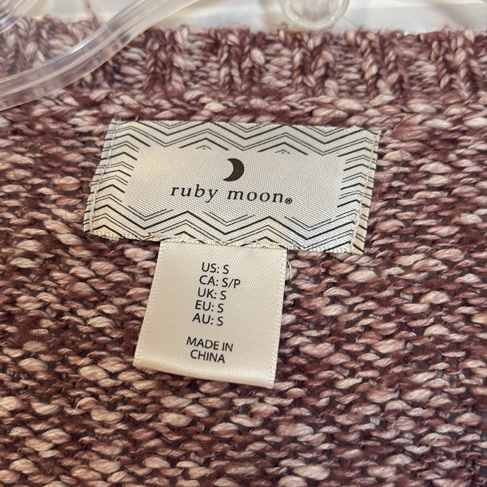 Ruby Moon Cardigan - Picture 2 of 4